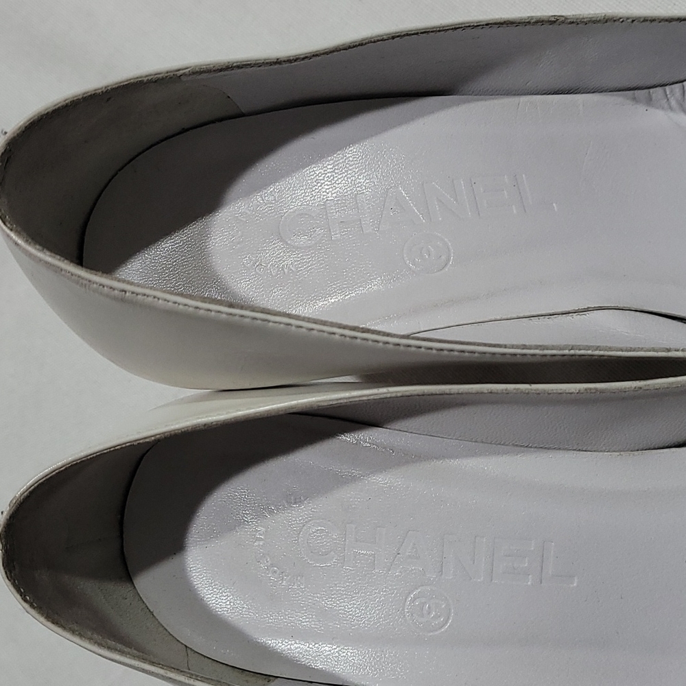 Chanel heel shoes  sz 35c - Picture 6 of 15